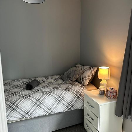 Cosy 2 Bedrooms Apartment Londen Buitenkant foto